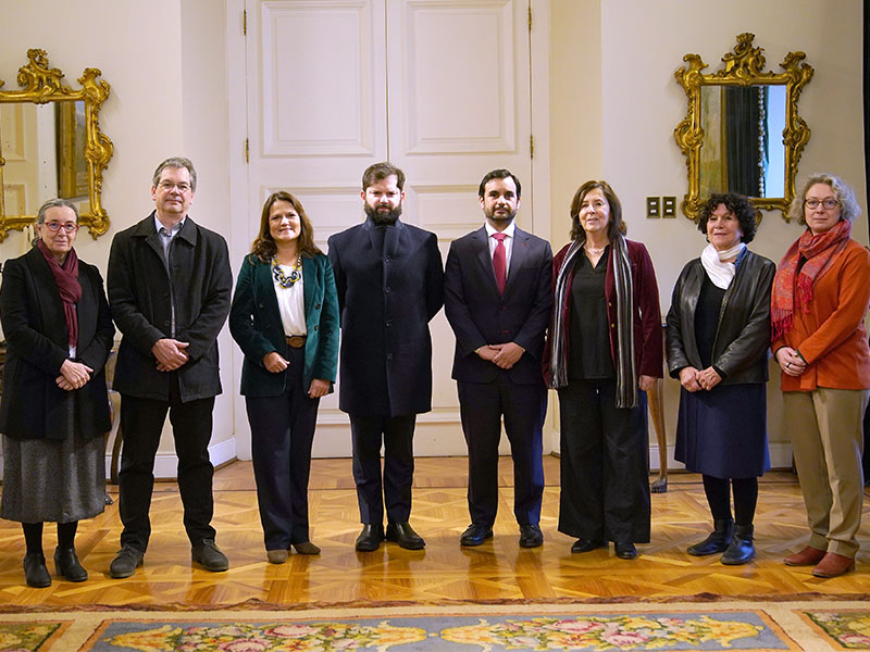 Comisión con Presidente 2025